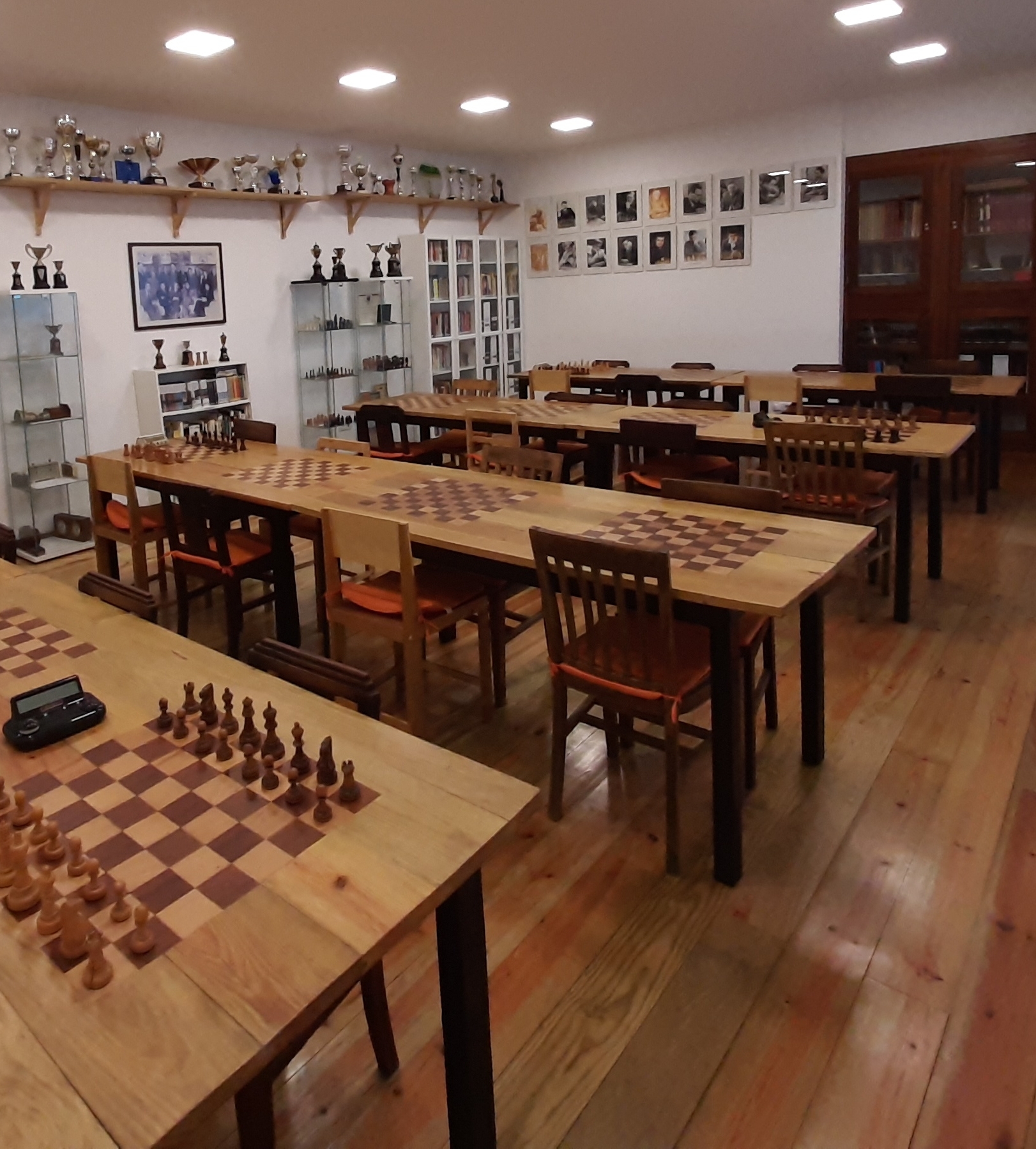 Última Divisão Chess Club - clube de xadrez 